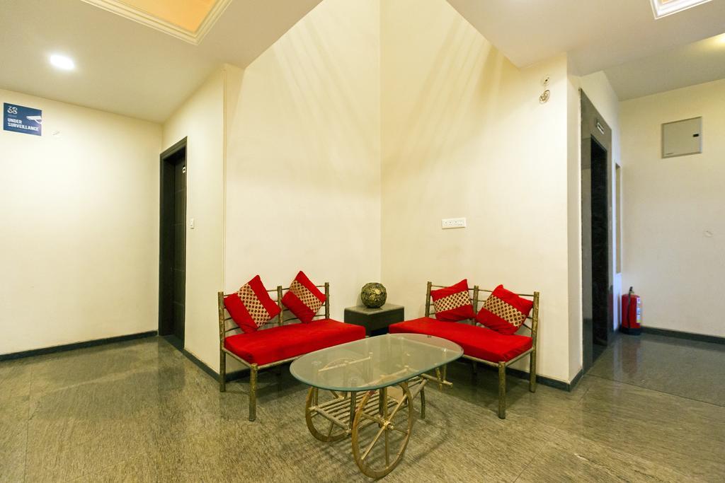 Hotel Sunday Inn Джайпур Екстериор снимка