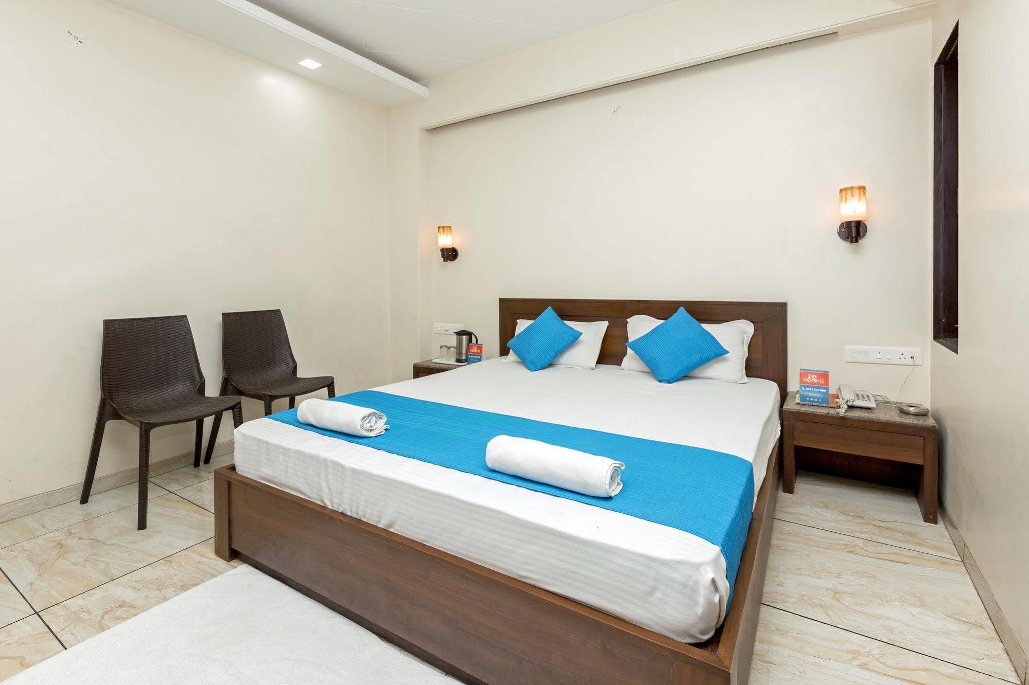 Hotel Sunday Inn Джайпур Екстериор снимка