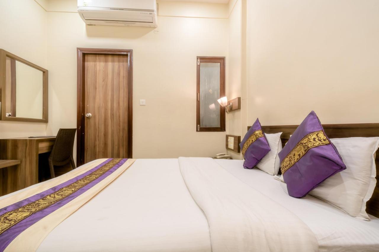 Hotel Sunday Inn Джайпур Екстериор снимка