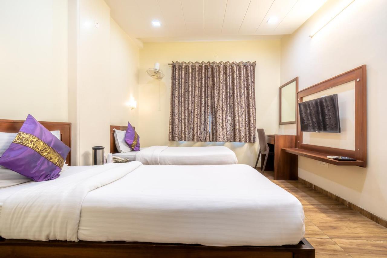 Hotel Sunday Inn Джайпур Екстериор снимка
