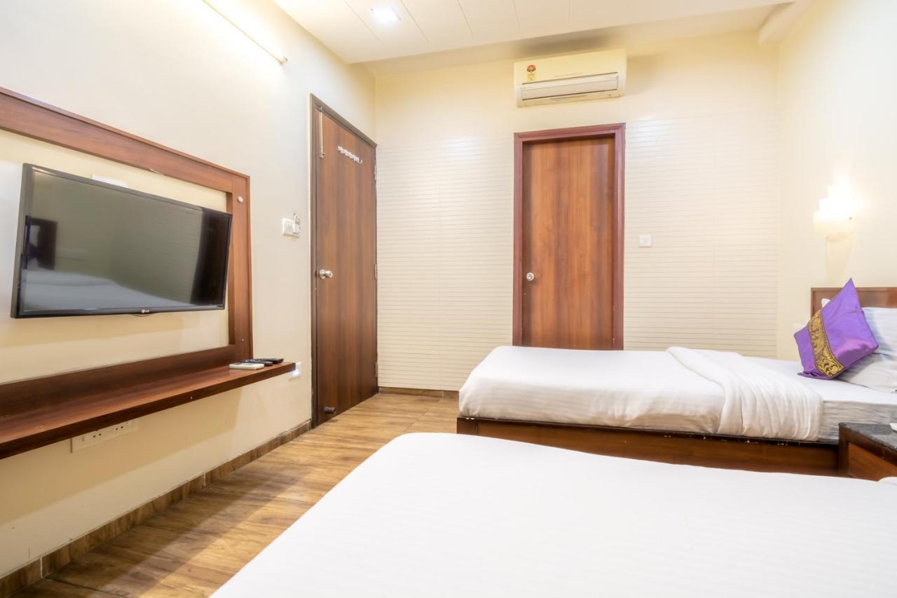 Hotel Sunday Inn Джайпур Екстериор снимка